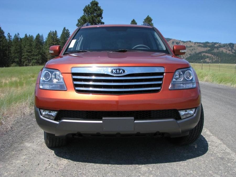  Kia Borrego 2009 года  (фото 59 из 345)